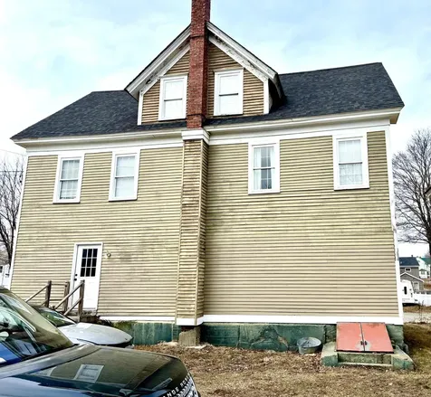 88 Pine Street Millinocket ME 04462