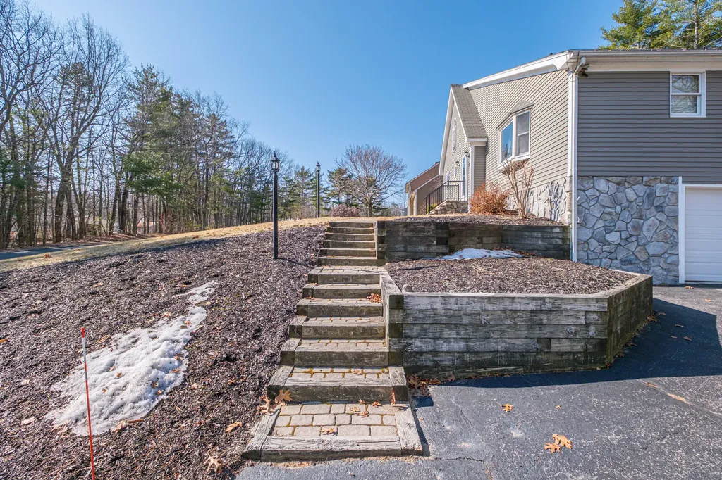 117 Milton Avenue Sanford ME 04073
