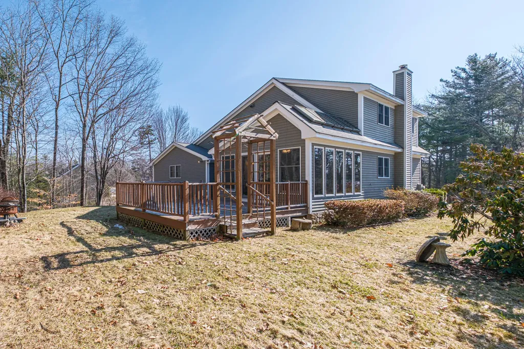 117 Milton Avenue Sanford ME 04073