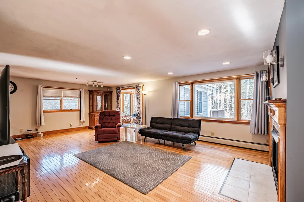 117 Milton Avenue Sanford ME 04073