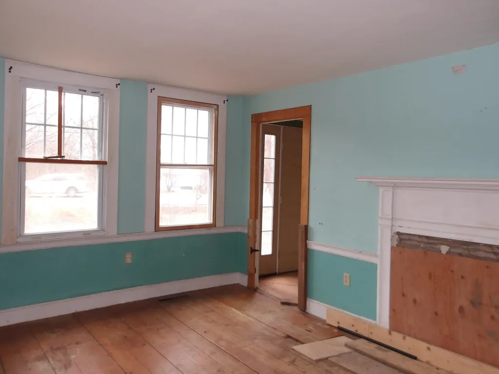 616 Old County Road Rockland ME 04841