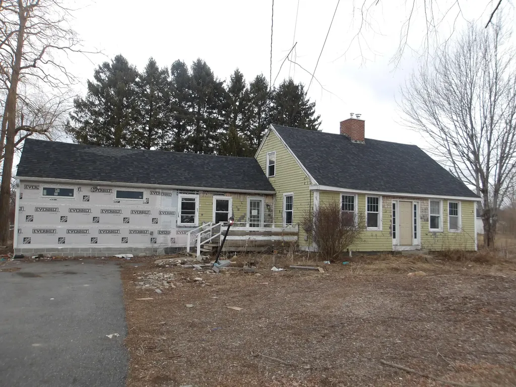 616 Old County Road Rockland ME 04841