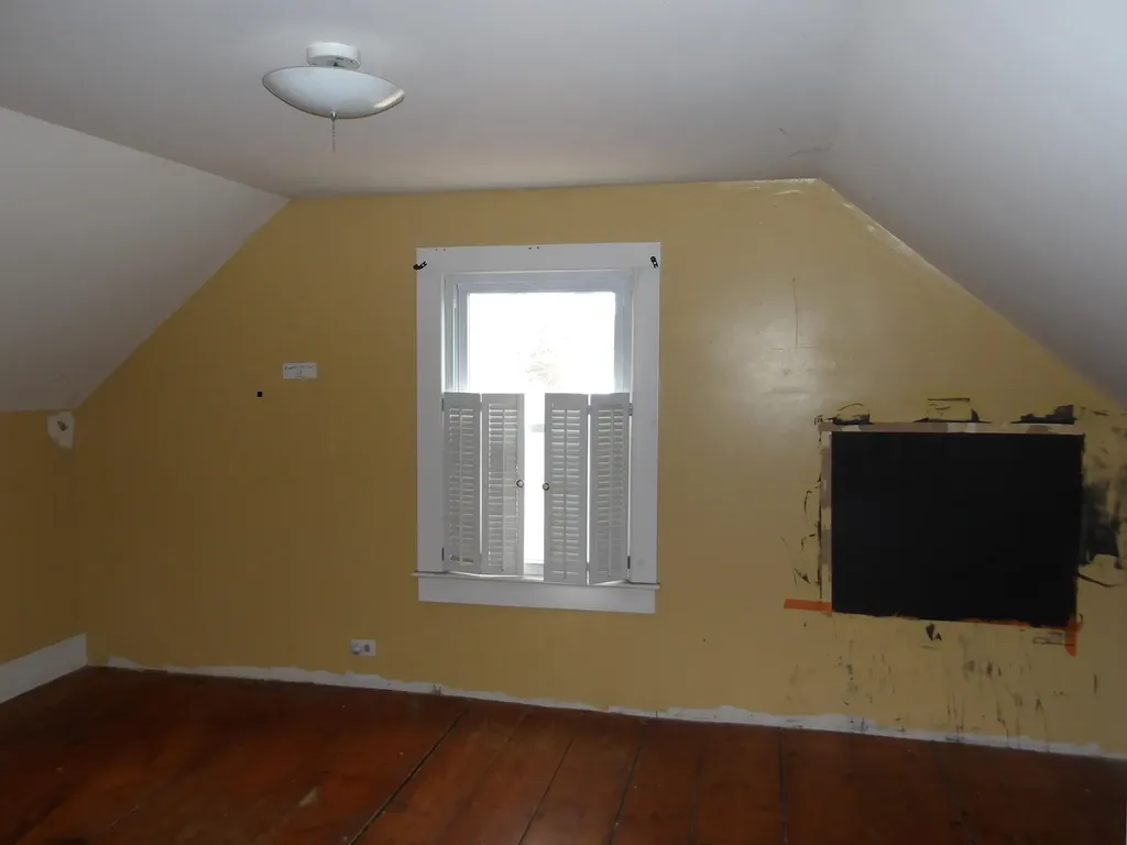 616 Old County Road Rockland ME 04841