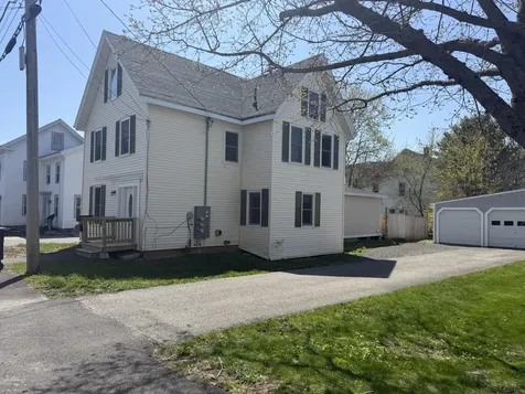36 Grove Street Rockland ME 04841