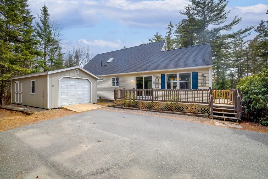 15 Deer Run Bar Harbor ME 04609