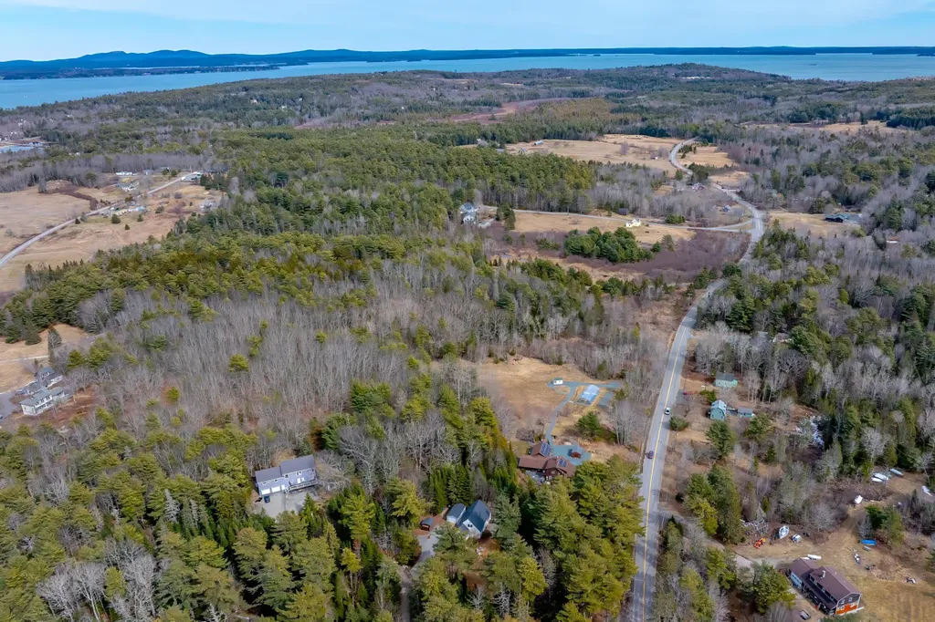 15 Deer Run Bar Harbor ME 04609