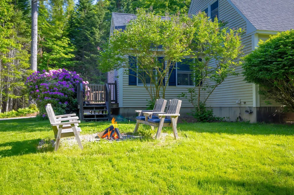 15 Deer Run Bar Harbor ME 04609