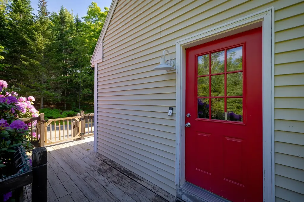 15 Deer Run Bar Harbor ME 04609