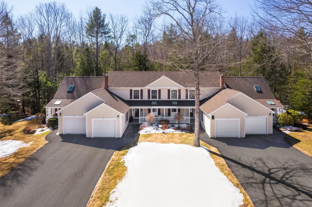 29 Hampton Glen Drive Kennebunk ME 04043
