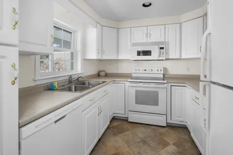 29 Hampton Glen Drive Kennebunk ME 04043