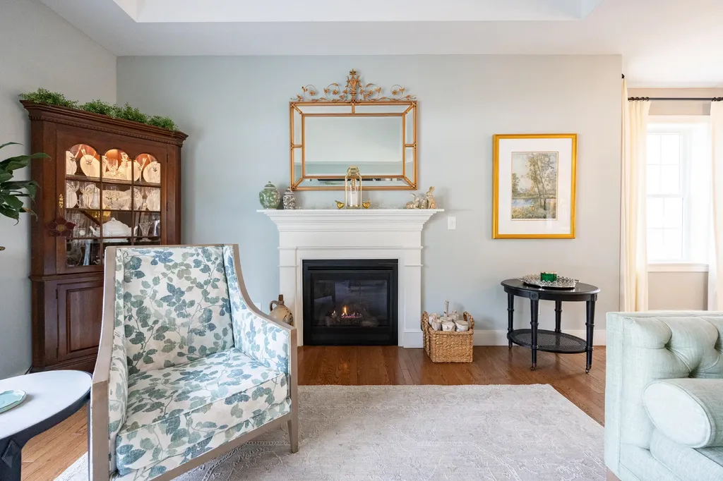 8 Grover Avenue Kittery ME 03904