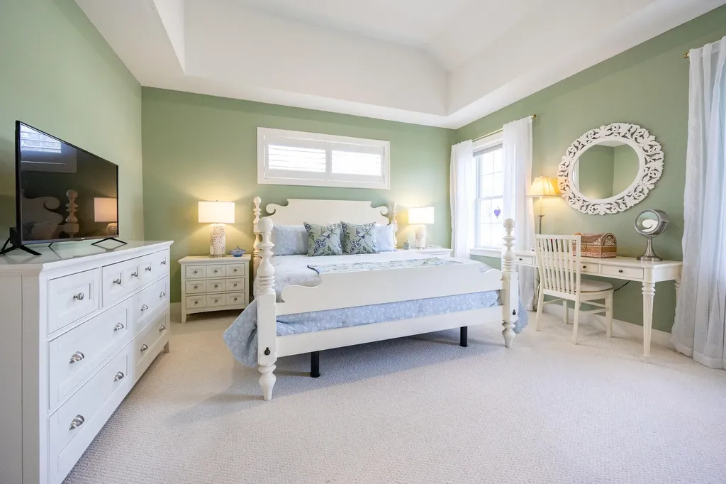 8 Grover Avenue Kittery ME 03904