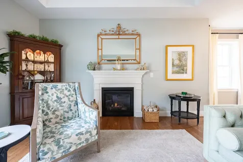 8 Grover Avenue Kittery ME 03904