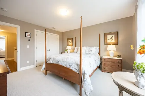 8 Grover Avenue Kittery ME 03904