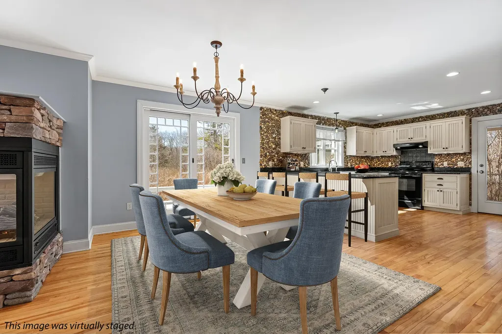 17 Clam Cove Drive Rockport ME 04856