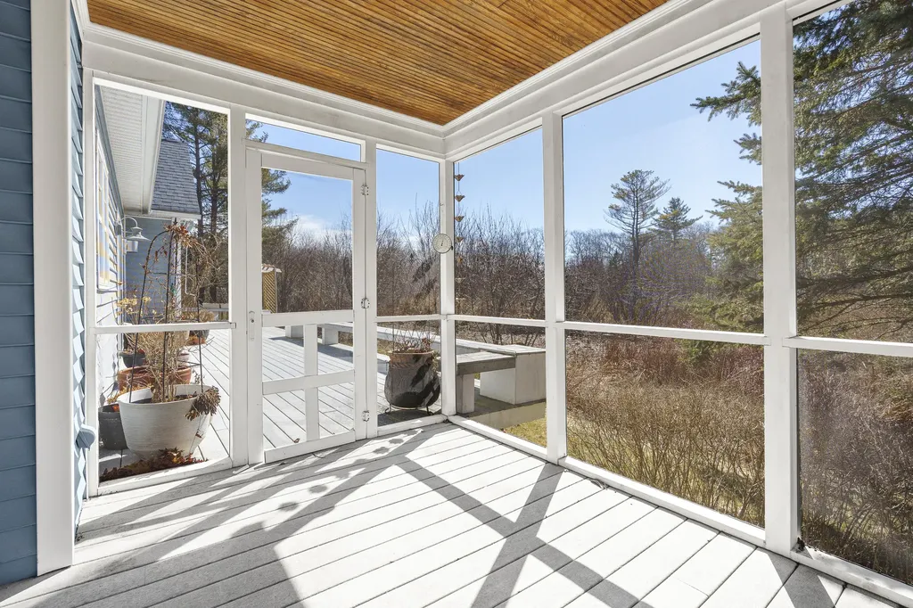 17 Clam Cove Drive Rockport ME 04856