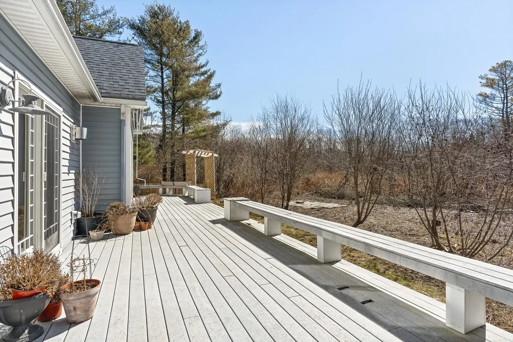 17 Clam Cove Drive Rockport ME 04856