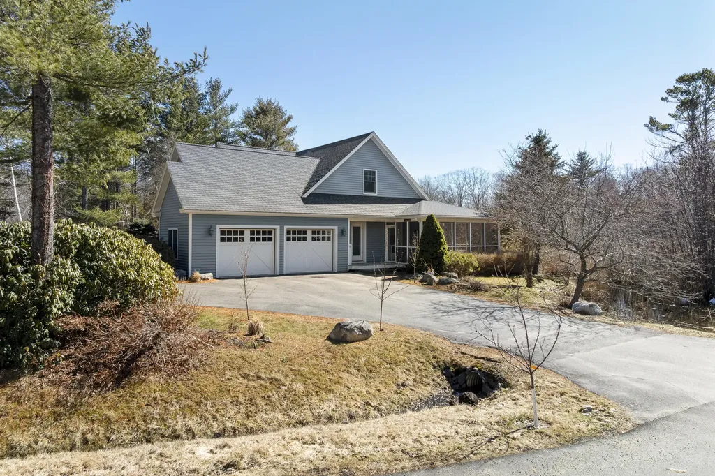 17 Clam Cove Drive Rockport ME 04856