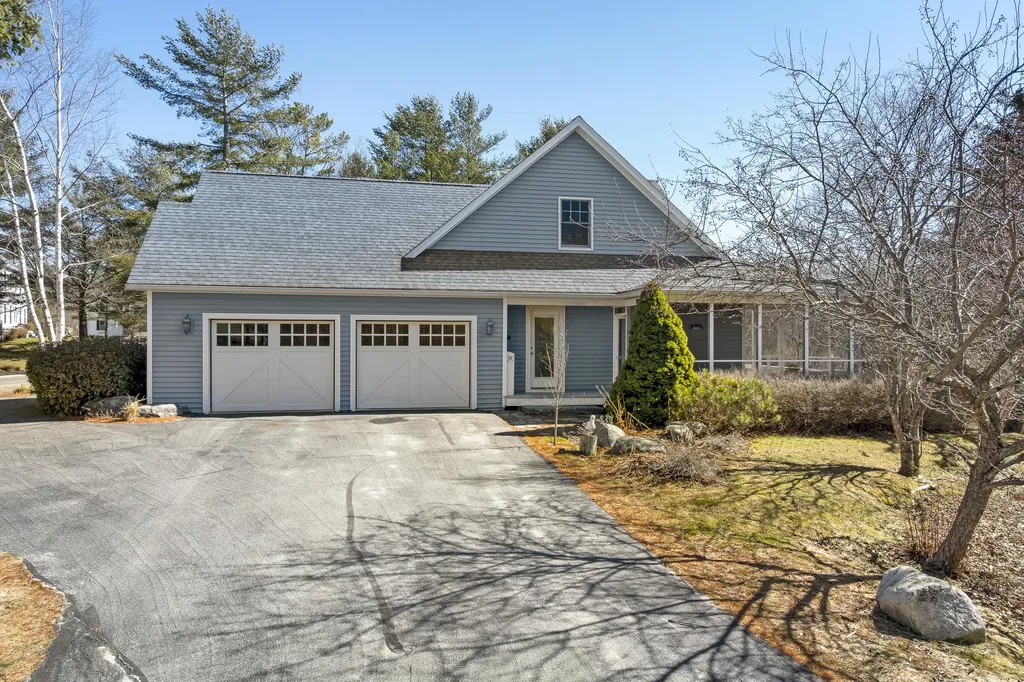 17 Clam Cove Drive Rockport ME 04856