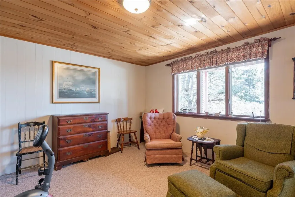 50 Woodledge Lane Thomaston ME 04861