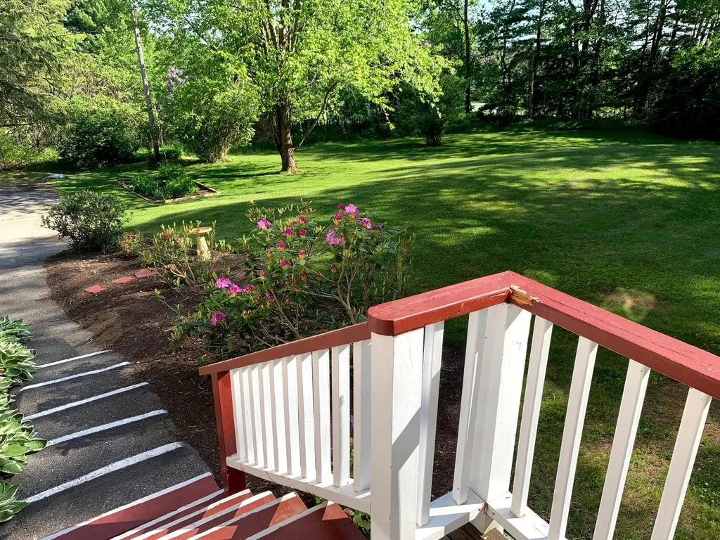 50 Woodledge Lane Thomaston ME 04861