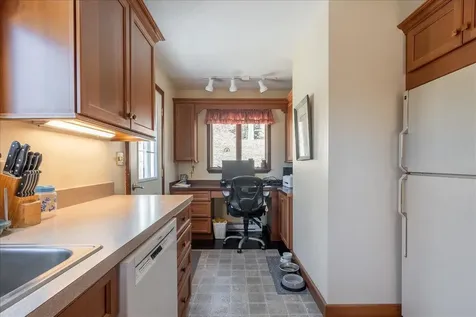 50 Woodledge Lane Thomaston ME 04861