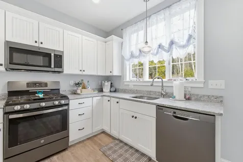 42 Patriot Way Arundel ME 04046