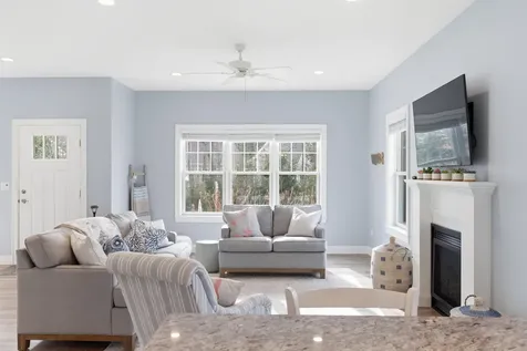 42 Patriot Way Arundel ME 04046