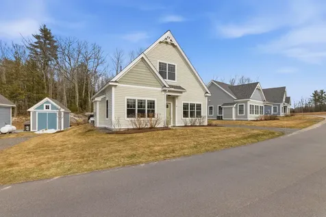 42 Patriot Way Arundel ME 04046