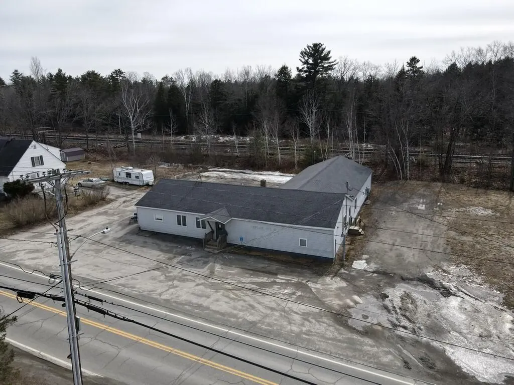 235 Hunnewell Avenue Pittsfield ME 04967