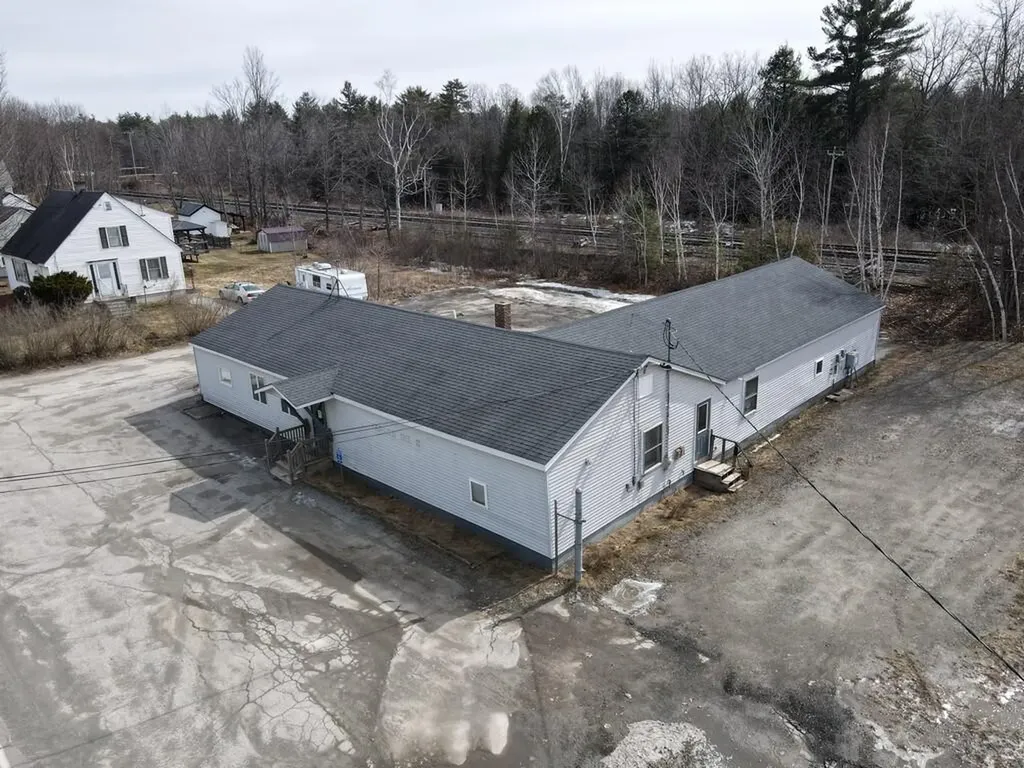 235 Hunnewell Avenue Pittsfield ME 04967