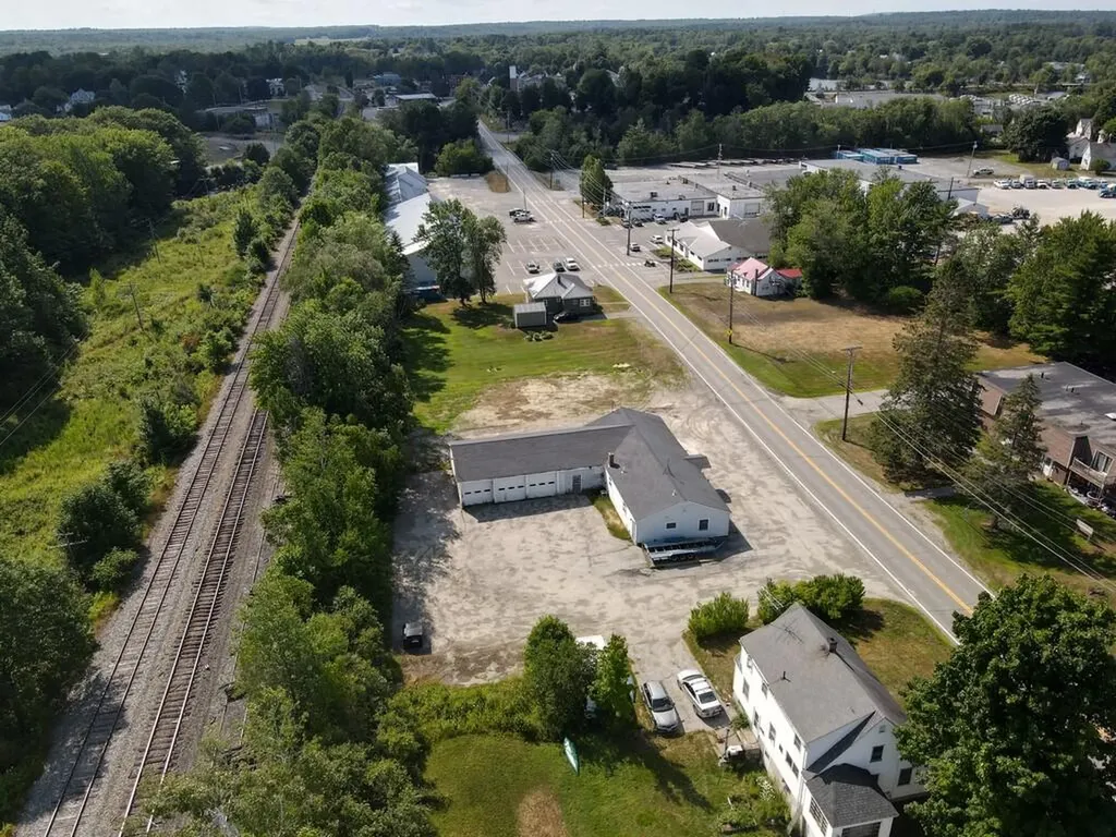 235 Hunnewell Avenue Pittsfield ME 04967