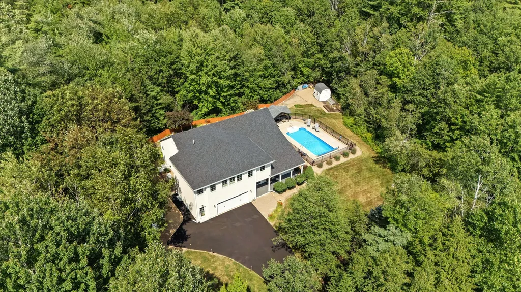 5 Heathwood Lane Scarborough ME 04074