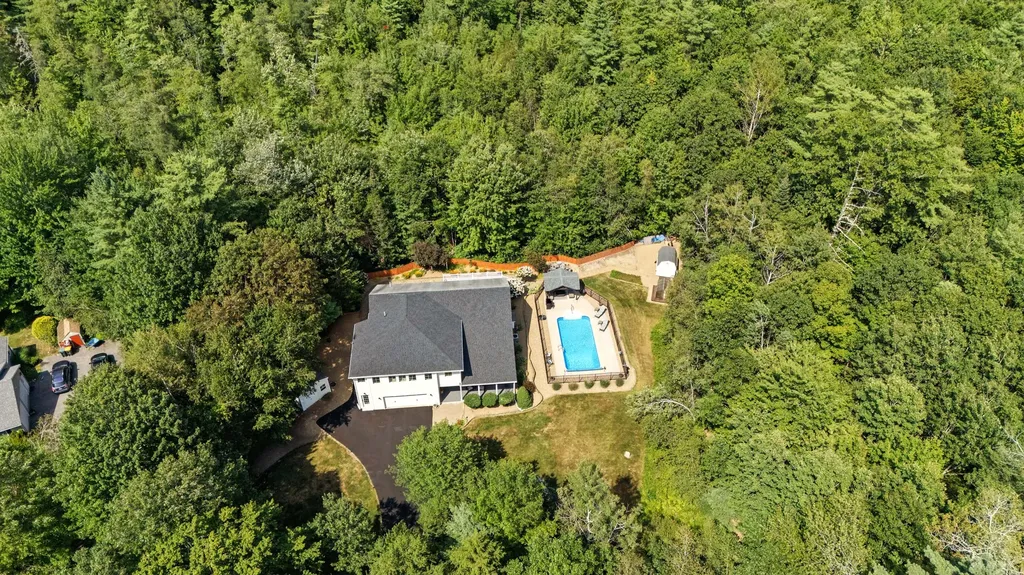 5 Heathwood Lane Scarborough ME 04074