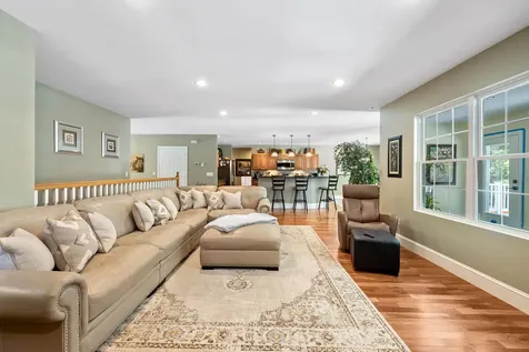 5 Heathwood Lane Scarborough ME 04074