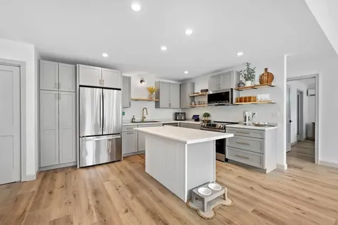 5 Heathwood Lane Scarborough ME 04074