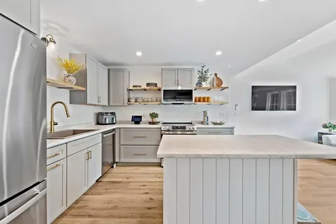 5 Heathwood Lane Scarborough ME 04074