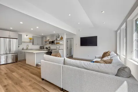 5 Heathwood Lane Scarborough ME 04074
