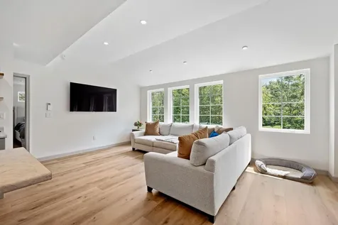5 Heathwood Lane Scarborough ME 04074