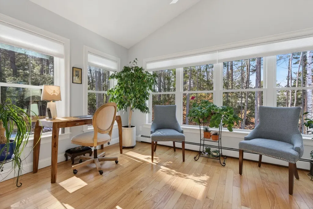 24 Maxwell Woods Drive Cape Elizabeth ME 04107