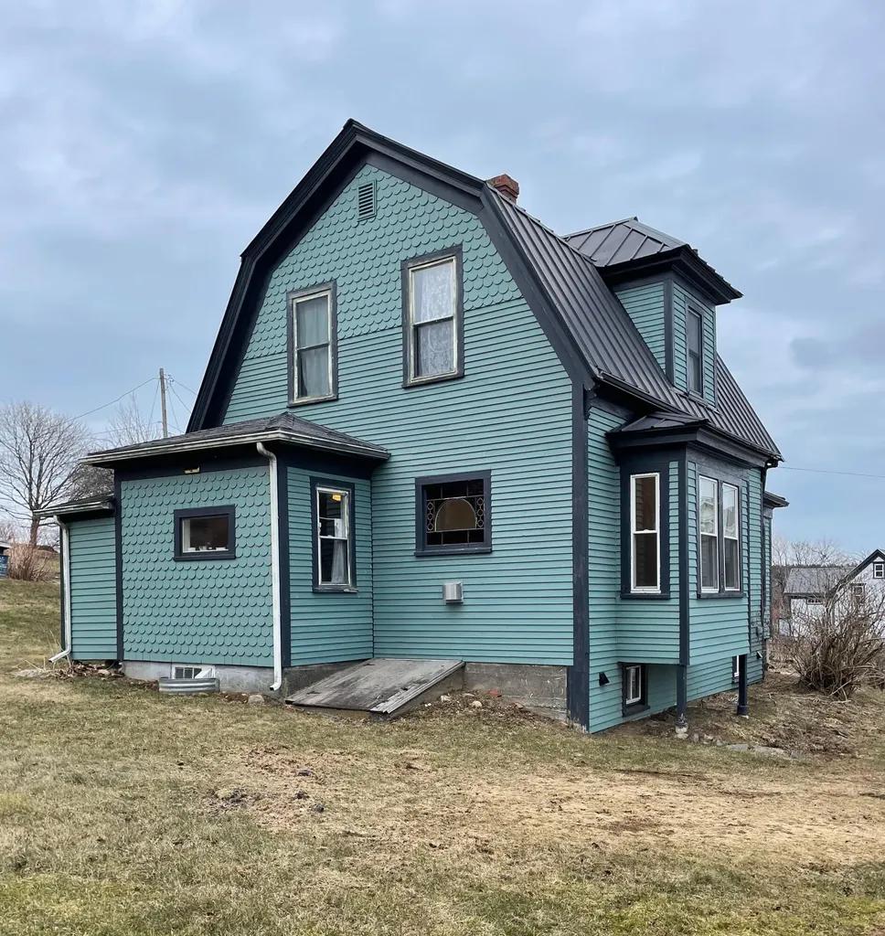 7 Townsend Lane Lubec ME 04652