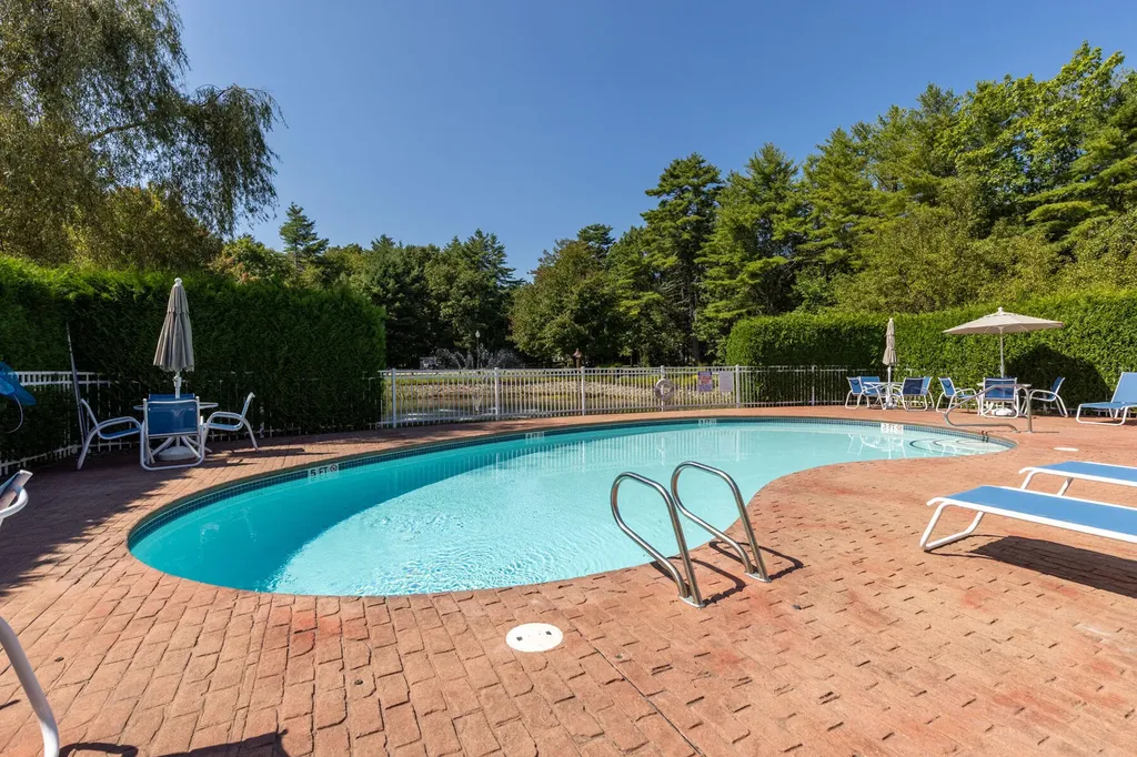 10 Driftwood Trail Wells ME 04090