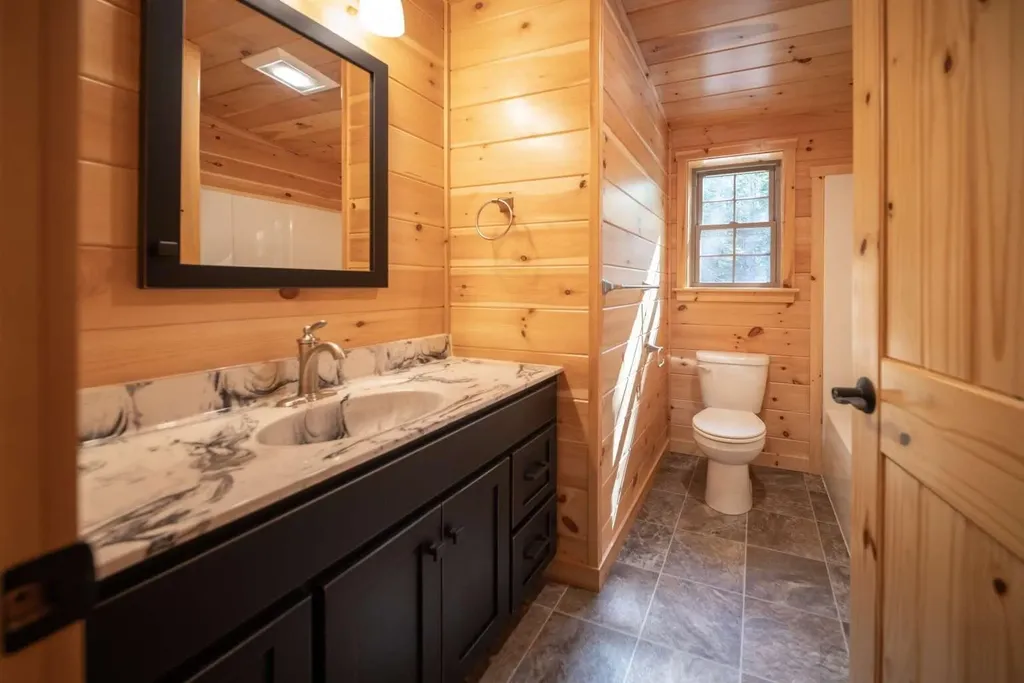 28 Sunrise Drive Newport ME 01111