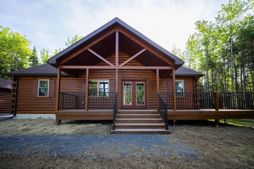 28 Sunrise Drive Newport ME 01111