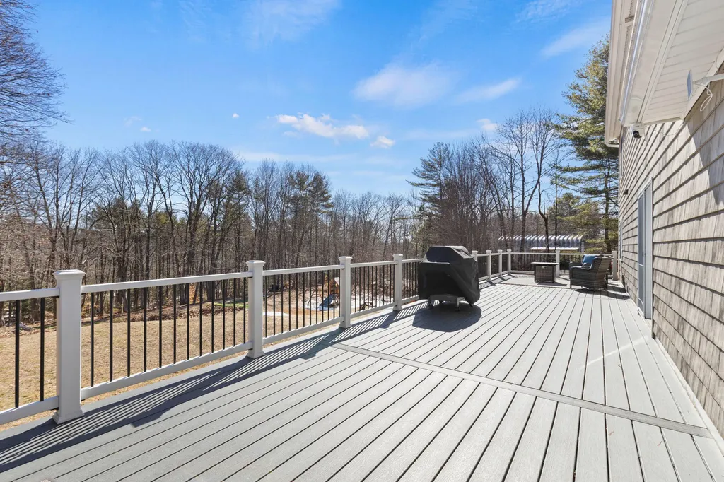 294 Quaker Ridge Road Casco ME 04015