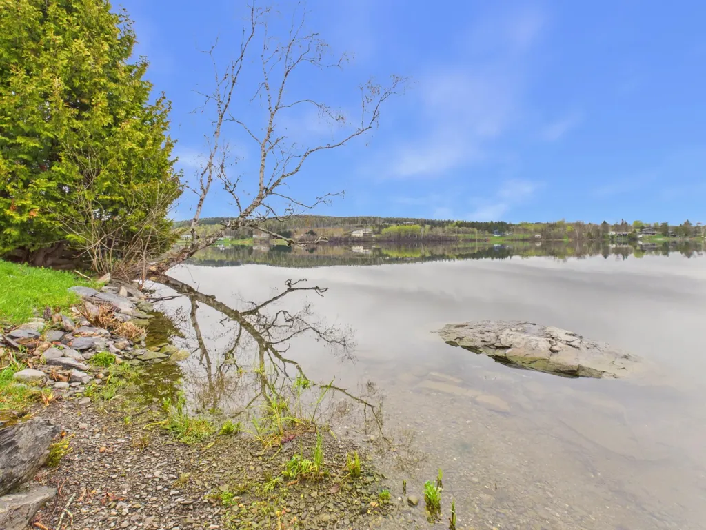 328 Cleveland Road Saint Agatha ME 04772