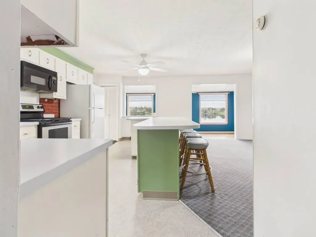 328 Cleveland Road Saint Agatha ME 04772
