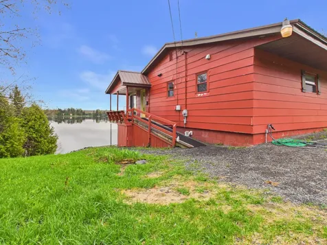 328 Cleveland Road Saint Agatha ME 04772
