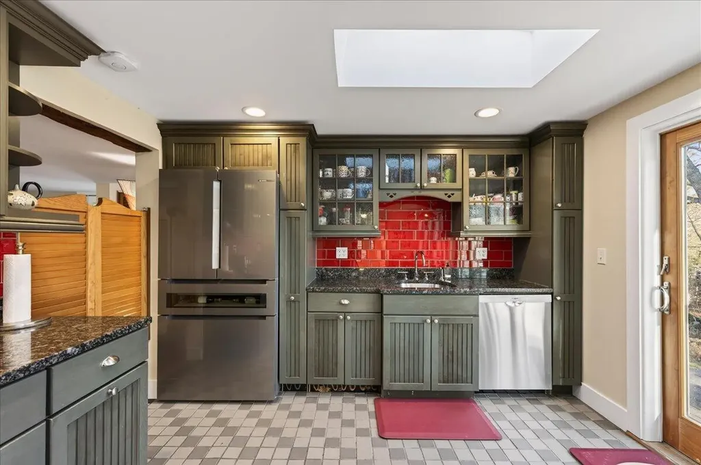67 Tea Hill Road Stonington ME 04681