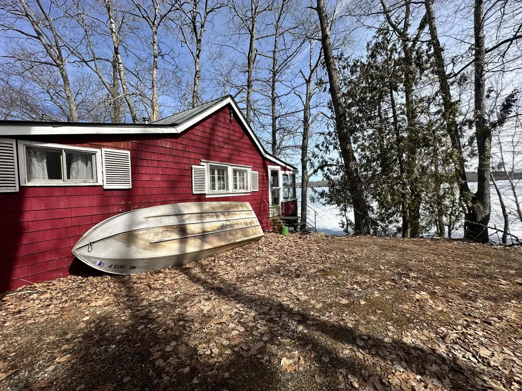109 Fowlers Landing Road Hampden ME 04444